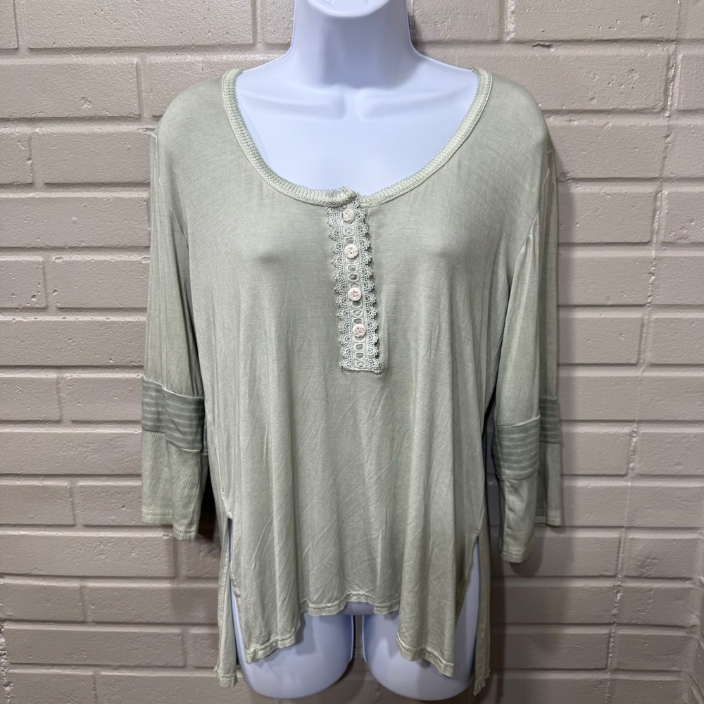 POL Desert‎ Sage Green Lace Trim Henley Top NWT Small Shabby Chic Cottagecore